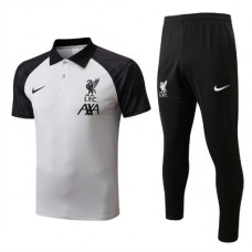 Спортивный костюм Ливерпуль с бело-чёрным поло сезон 2022-2023